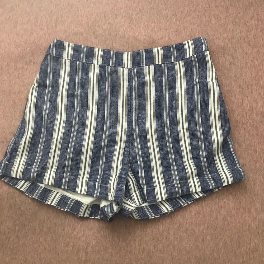 *last chance!!* Hollister Blue Striped Shorts